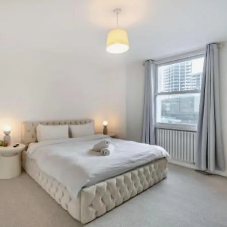 Stunning 2 Bedroom Flat Camden